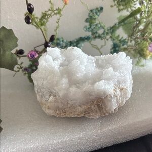 Aragonite raw cluster